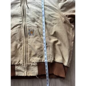 Vintage Faded Cream Carhartt Hooded Workwear Jacket (J04)